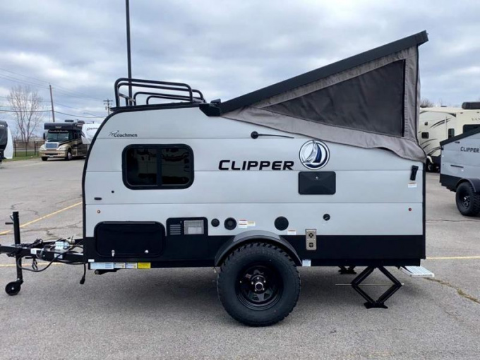 Coachmen Clipper Express 9.0 TD